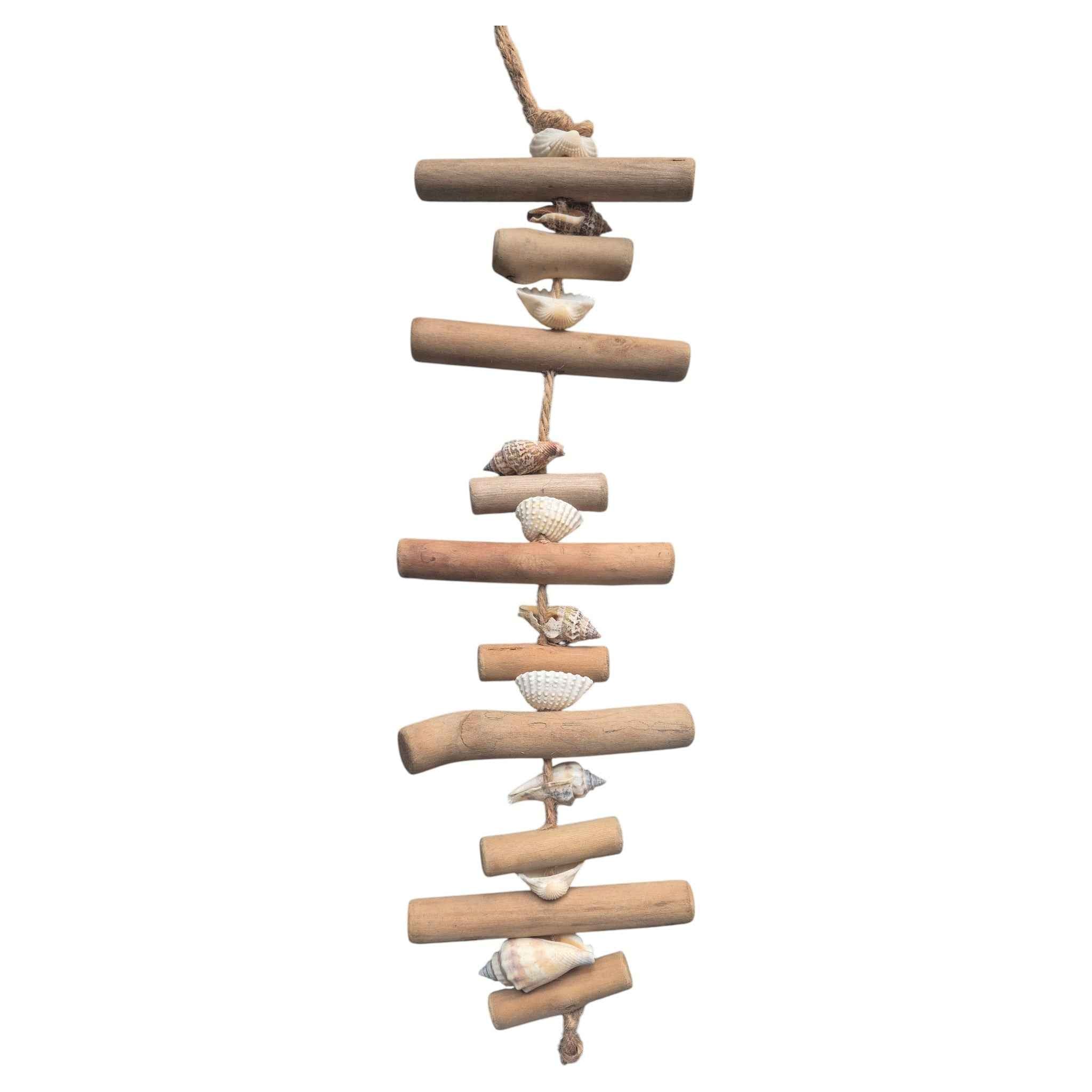 Seahorse Driftwood Shell Garland 66cm