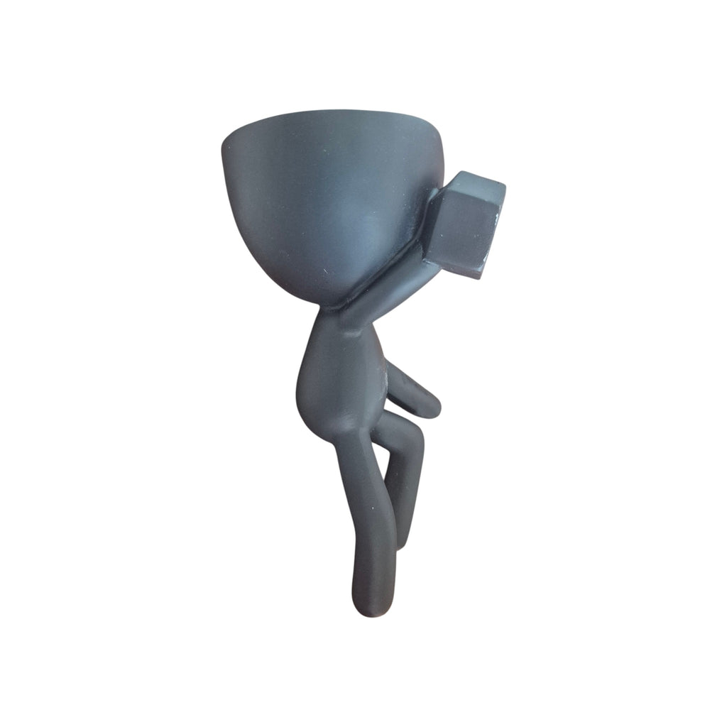 Black wall-mounted Egghead Planter, side view